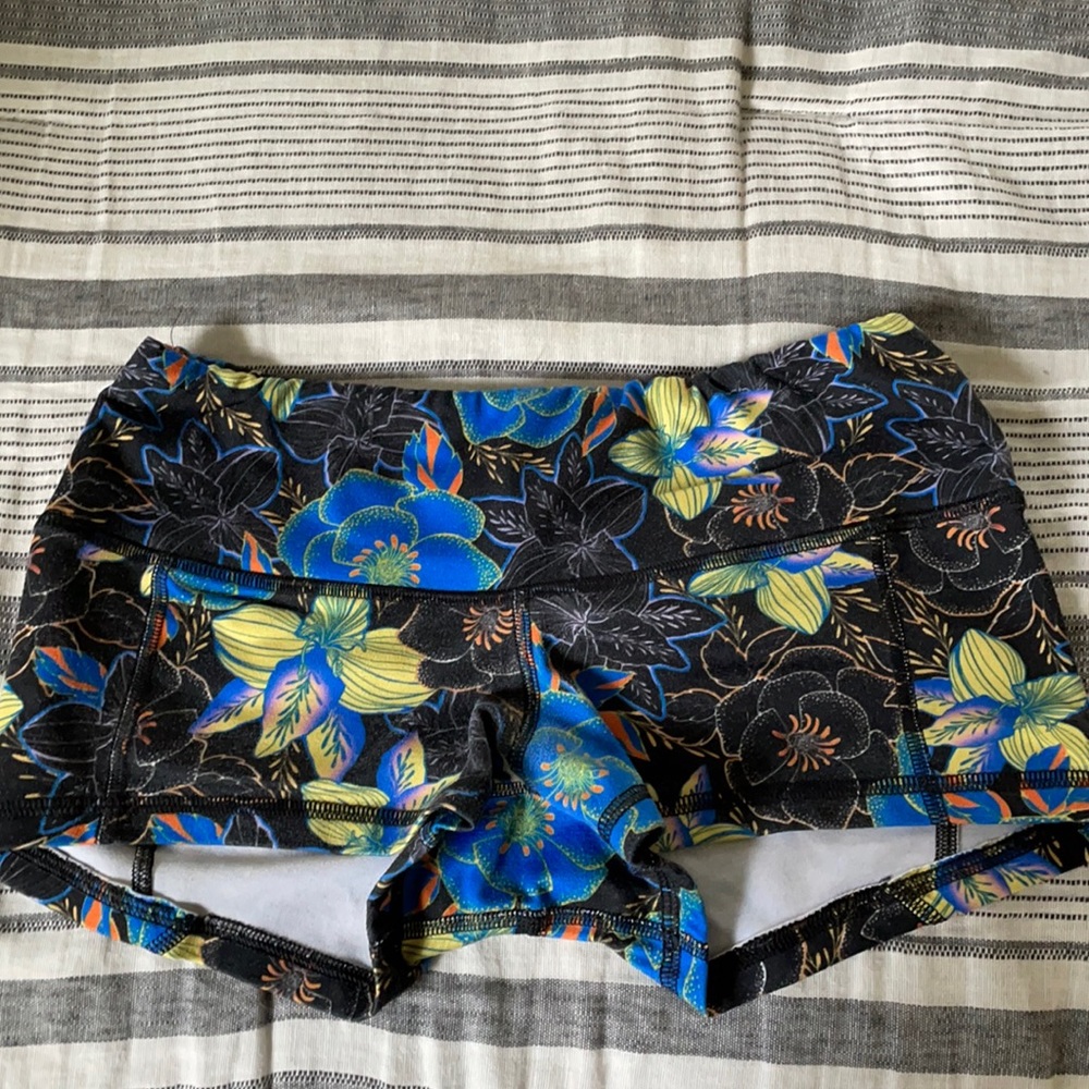 Fleo low rise contour